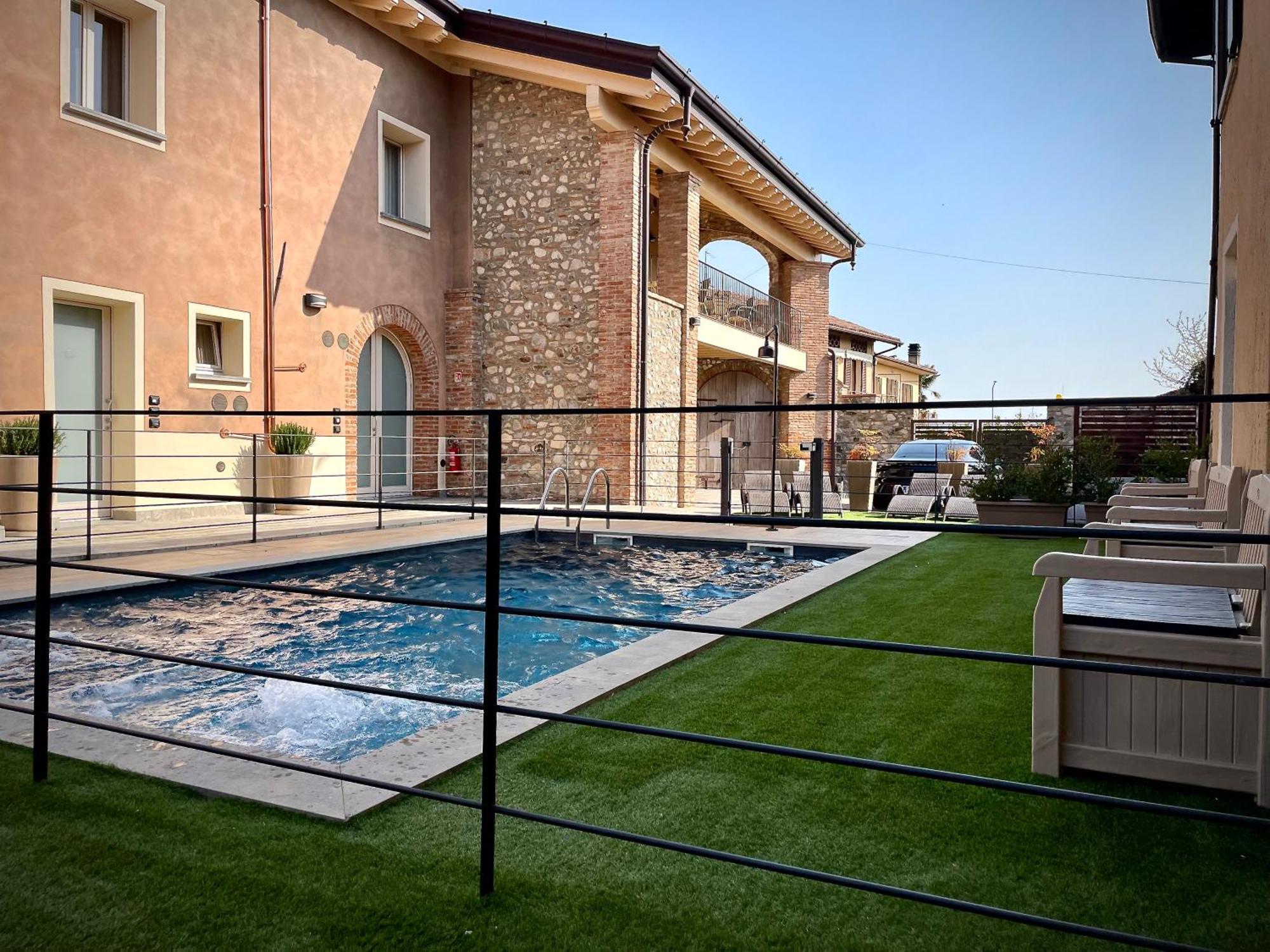 Villa Fontanelle Gardapartments Polpenazze del Garda Kültér fotó