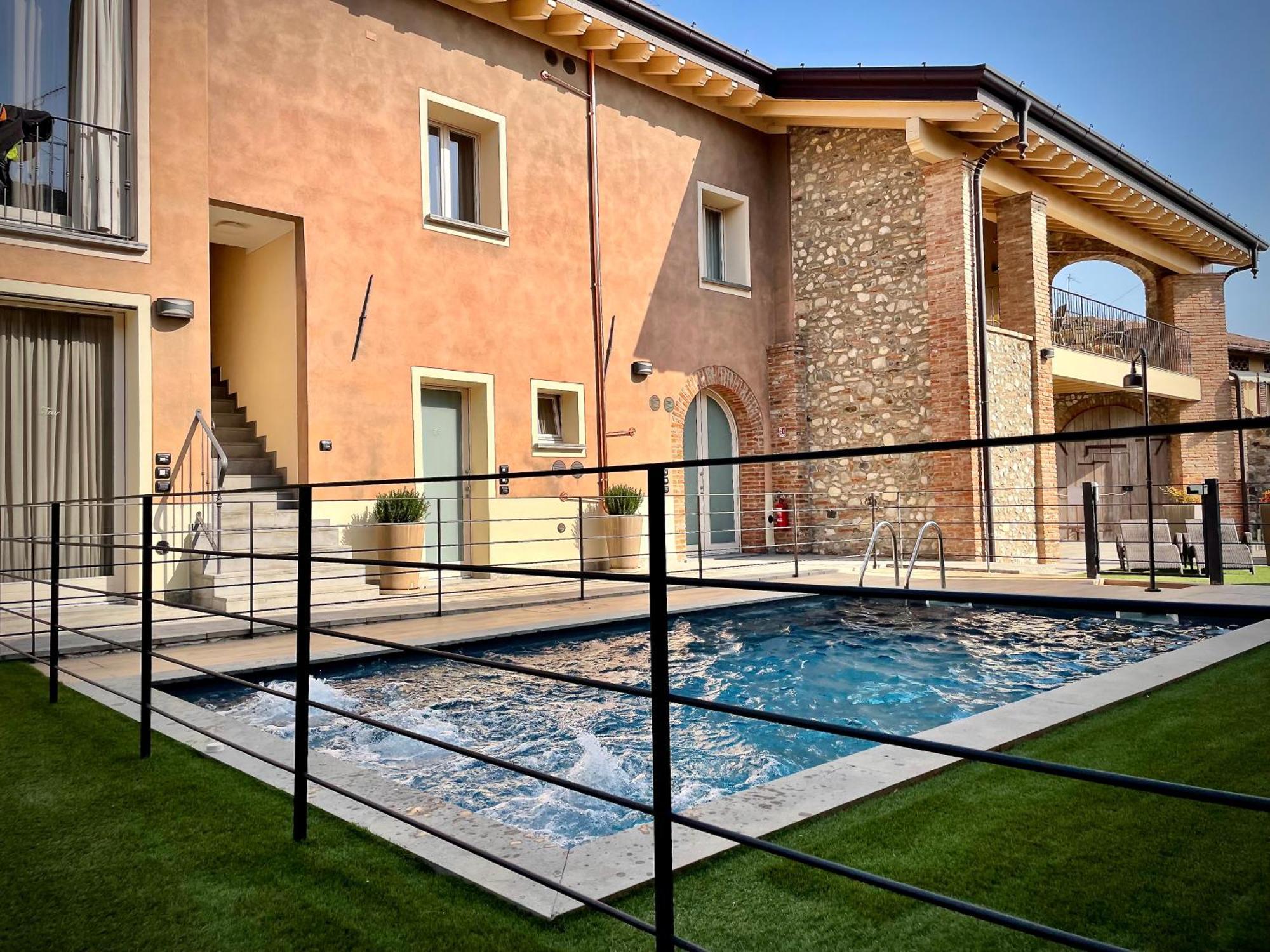 Villa Fontanelle Gardapartments Polpenazze del Garda Kültér fotó