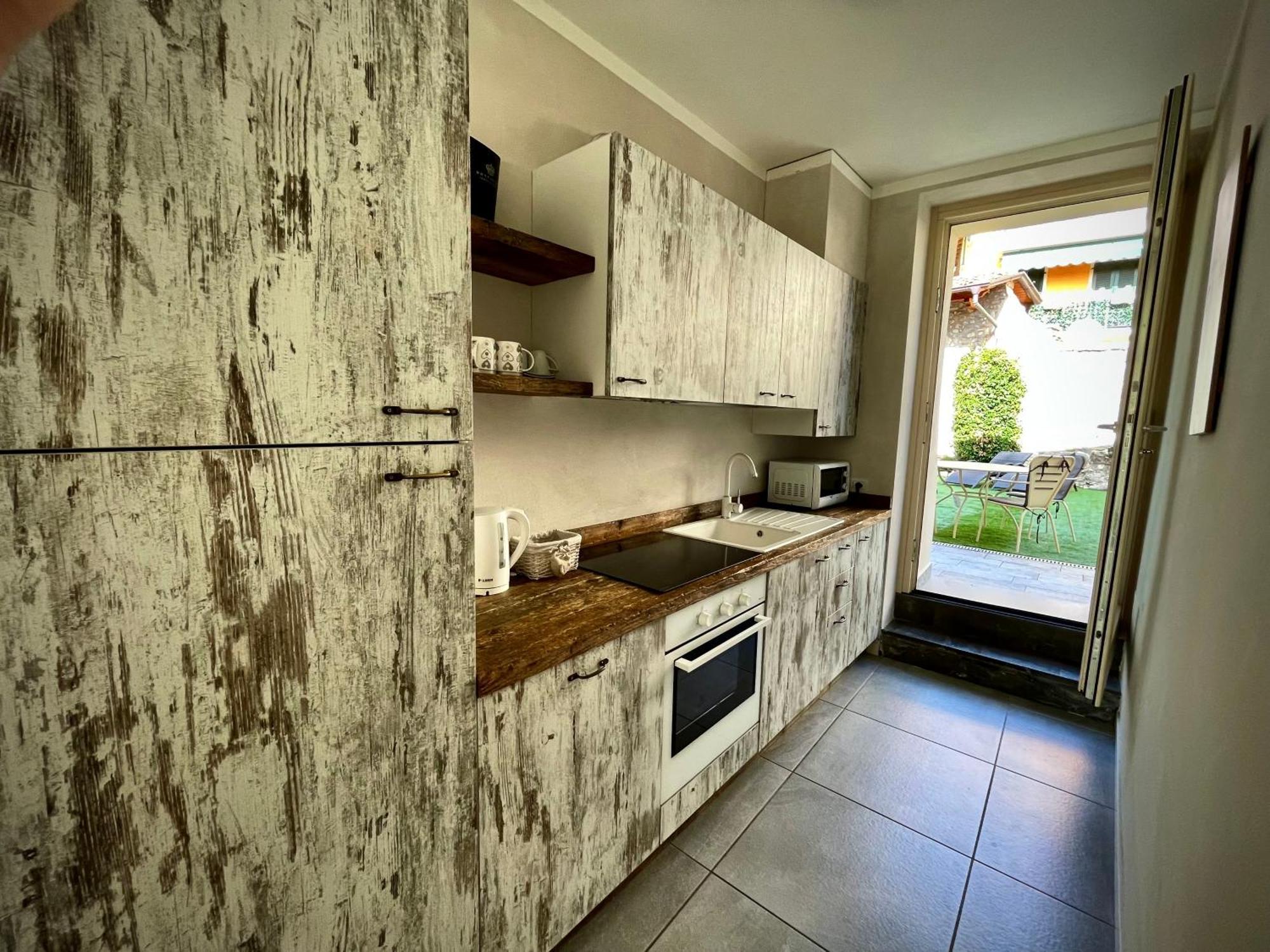 Villa Fontanelle Gardapartments Polpenazze del Garda Kültér fotó