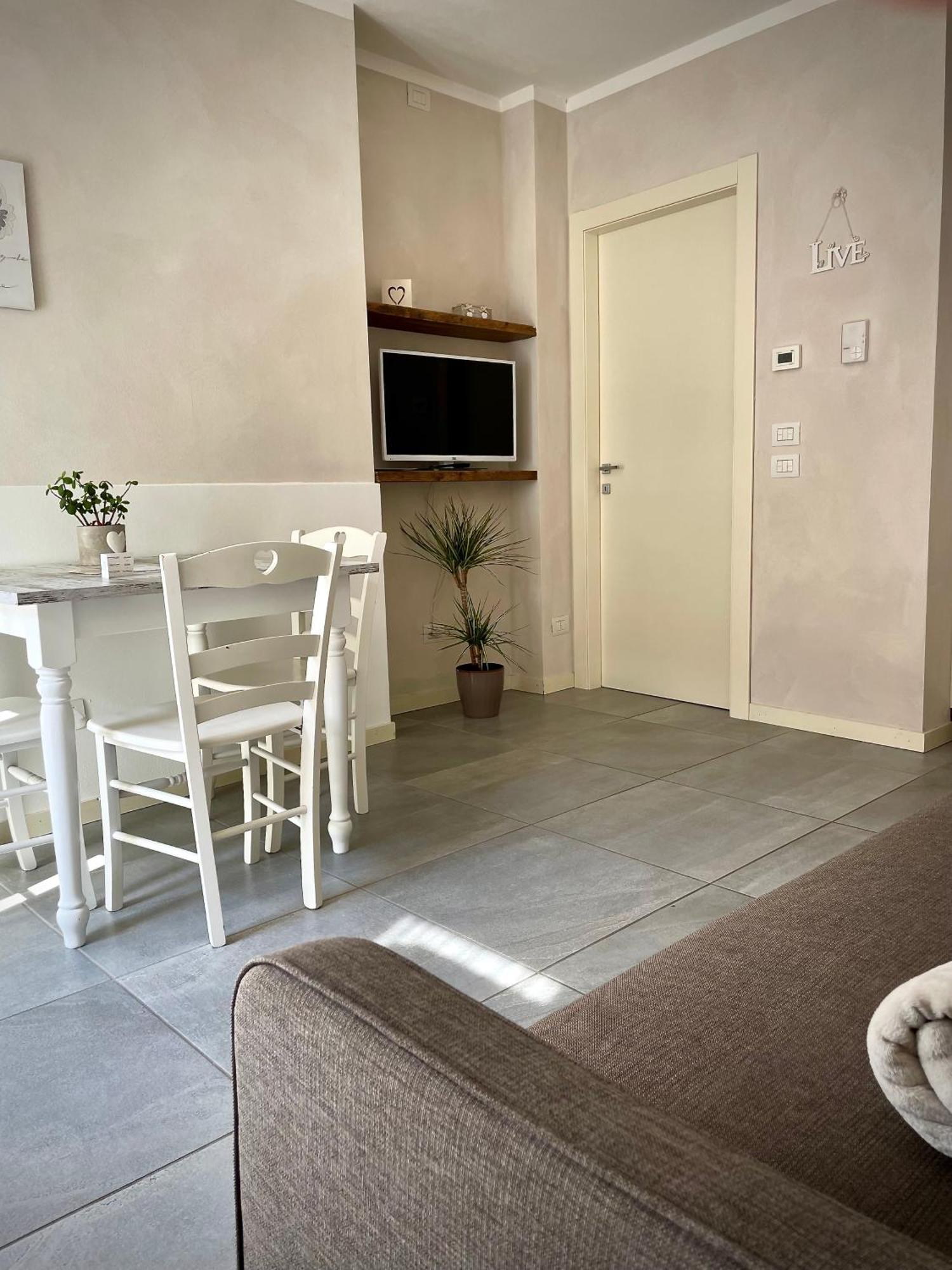 Villa Fontanelle Gardapartments Polpenazze del Garda Kültér fotó