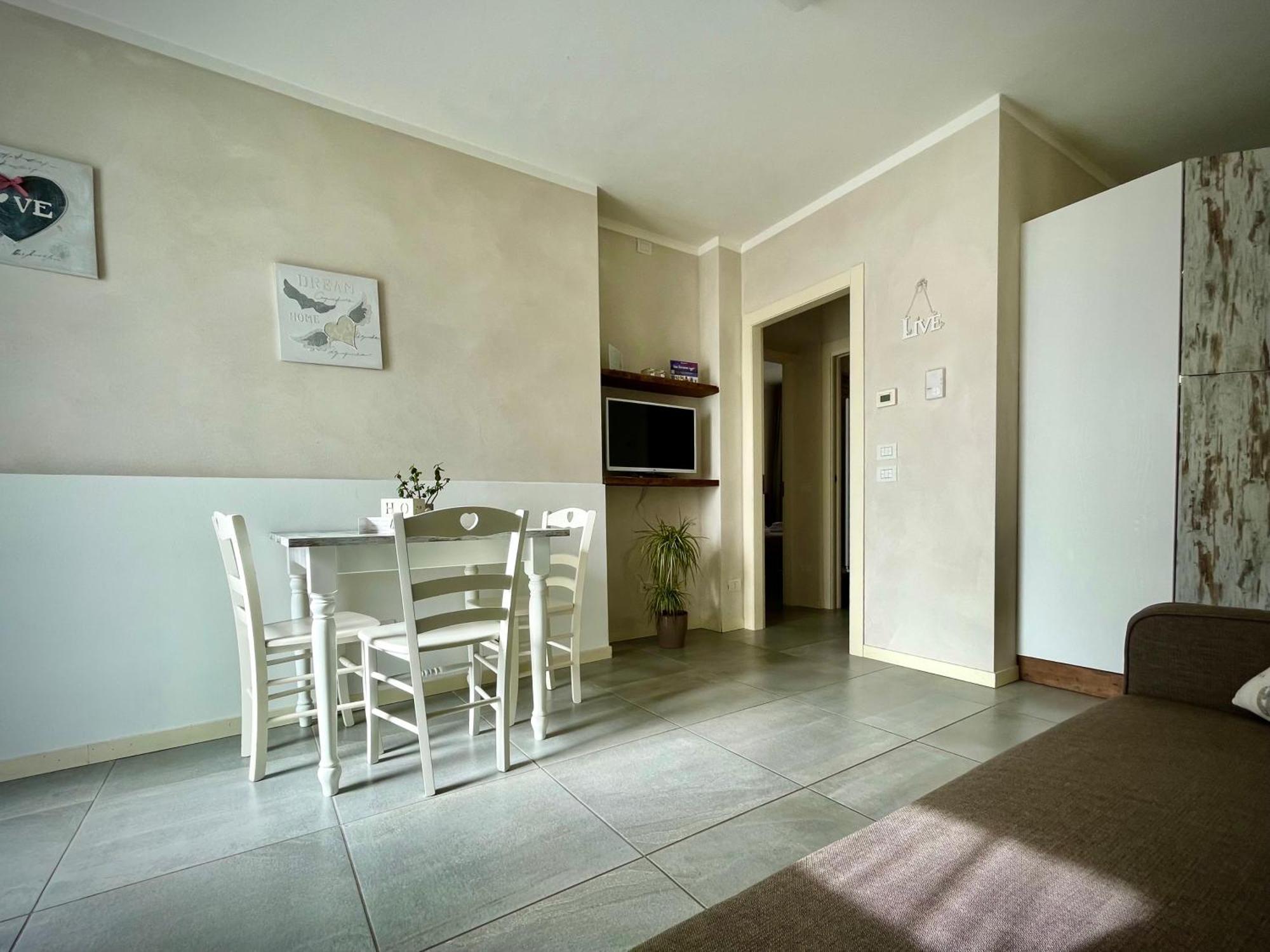 Villa Fontanelle Gardapartments Polpenazze del Garda Kültér fotó